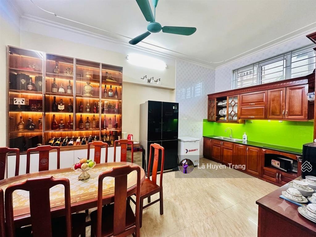 Hạ chào 5 tỷ  nhật chiêu vệ hồ  lô góc 3 thoáng 110m2  mặt tiền 8m  ô tô đỗ cửa  3 bước ra hồ