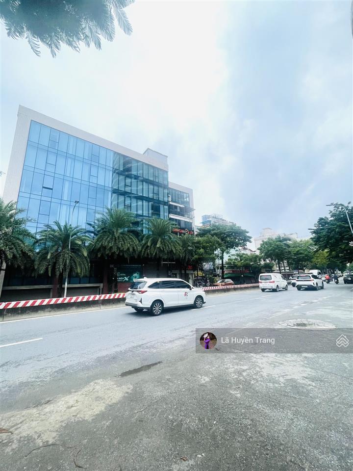 Lạc long quân  trích sài 160m2 ô tô tránh  vài bước chạm hồ tây vị trí đẹp cho cả sống & đầu tư