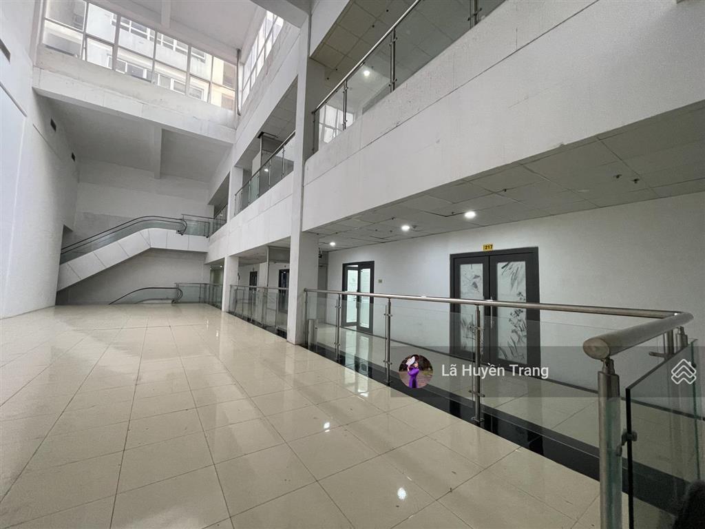 Tài sản thương mại cửa ngõ starlake tây hồ tây  sàn văn phòng 150m2  mt 12,5m  sở hữu lâu dài