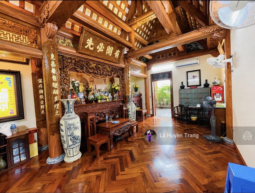 Nhà đẹp tt tây hồ  lạc long quân  xuân la  90m2 6 tầng thang máy  ngõ 3 ô tô tránh  2p ra hồ