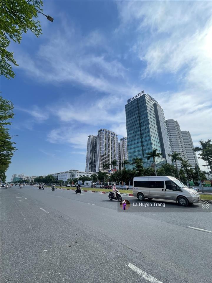 Sàn thương mại hiếm tầng 1  starlake tây hồ tây  250m2  mt 12m  sở hữu lâu dài  dòng tiền 150t