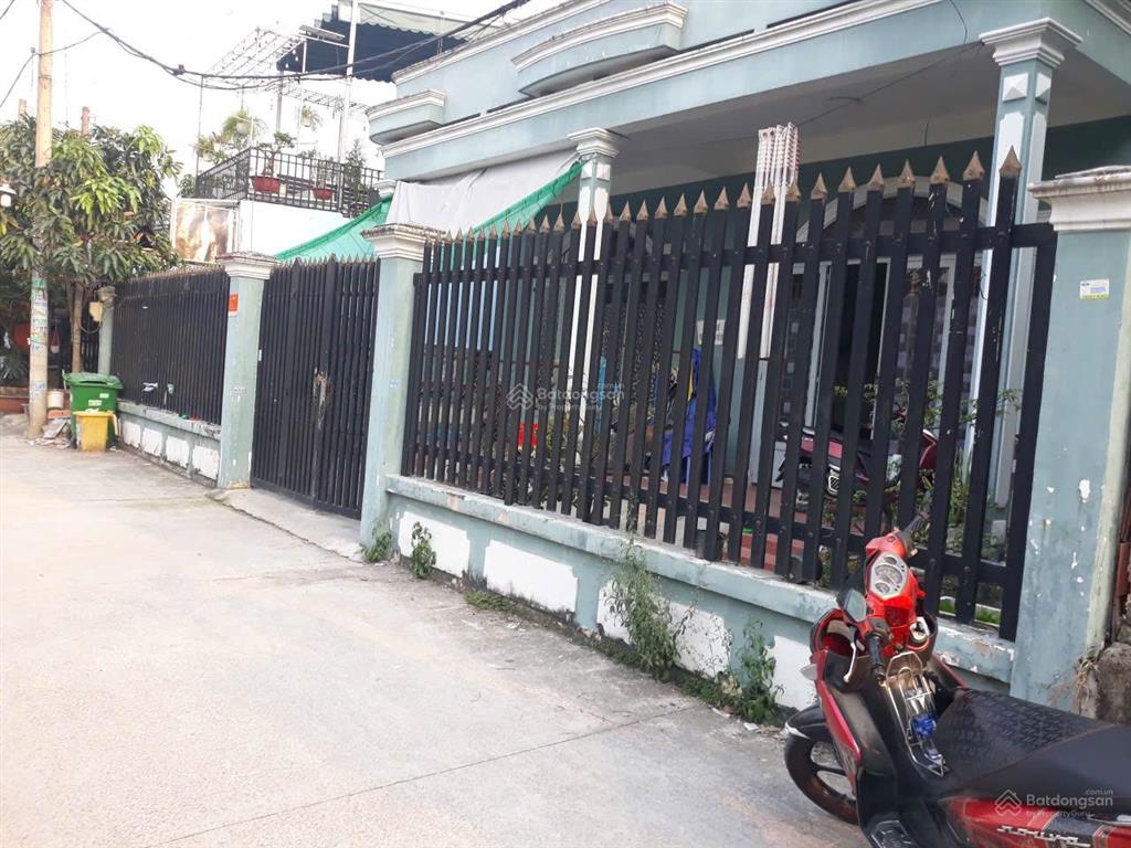 Nhà cấp 4  đg xe tải, sổ 276m2  1/30m đg nhựa ngay ngã tư hóc môn