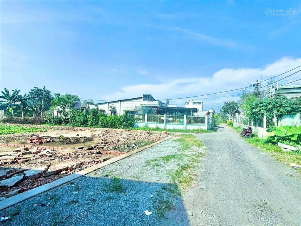 Cần bán gấp lô góc 9x18m shr đường xe tải 1/80m đường đồng bà canh  xts