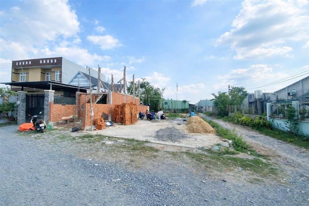 Cần bán gấp lô góc 9x18m shr đường xe tải 1/80m đường đồng bà canh  xts