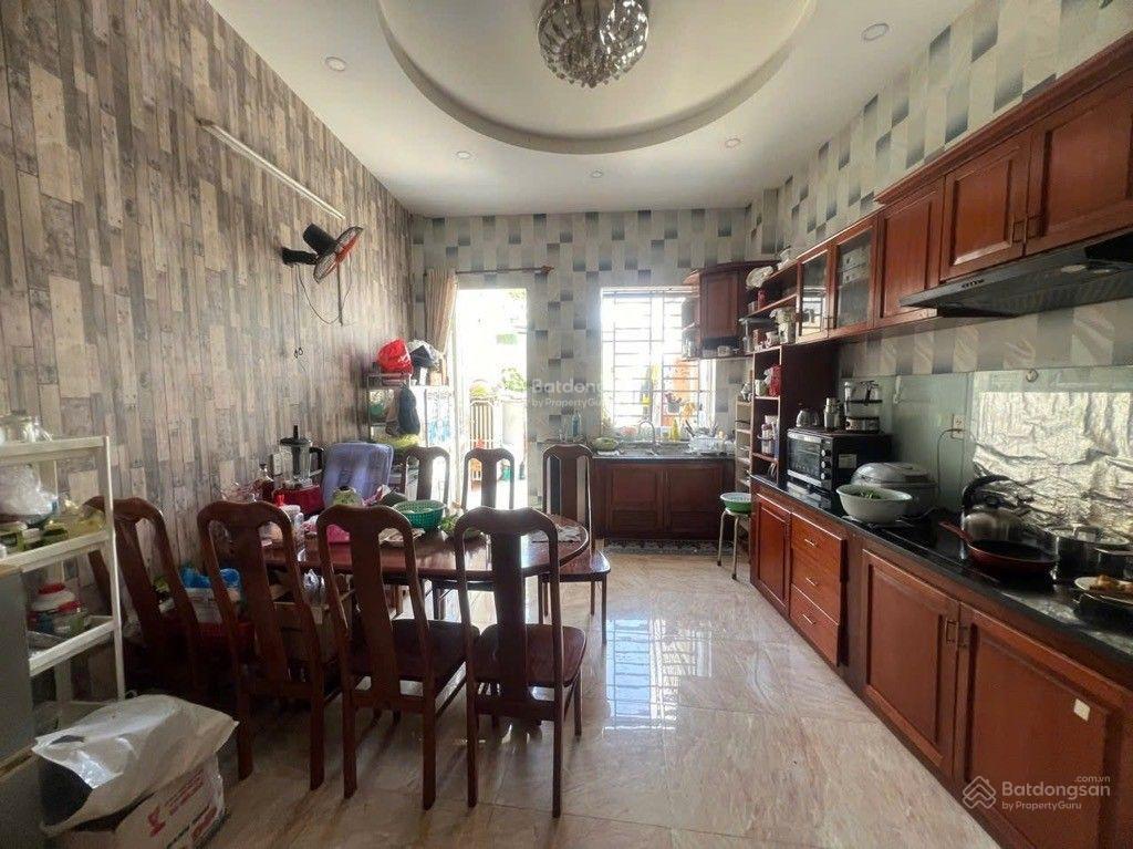 Nhà đất hiệp bình tô ngọc vân, diện tích lớn gần 100m, hẻm thông