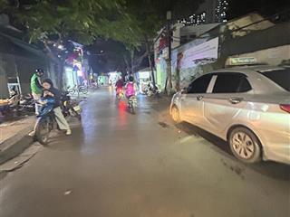Nhà đẹp hồ tùng mậu 2 bước ra phố, hiếm có