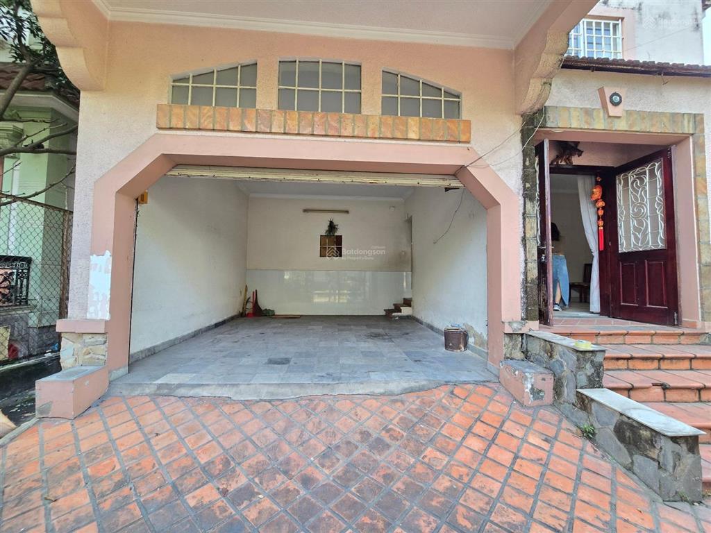 Biệt thự cổ an lộc phường gò vấp, dt 12 x 17m hẻm ô tô có lề vị trí đẹp giá rẻ chỉ nhỉnh 21tỷ tl