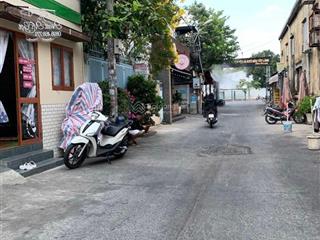 Hiếm, bán dãy nhà trọ 5 x 21m hẻm ô tô thông ngay dương quảng hàm p. an nhơn chỉ nhỉnh 12 tỷ tl