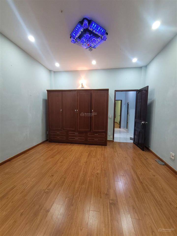 Hot chỉ nhỉnh 8tỷ, nhà 3 tầng 4pn hẻm ôtô thông ngay lê đức thọ giao nguyễn văn lượng p an hội đông