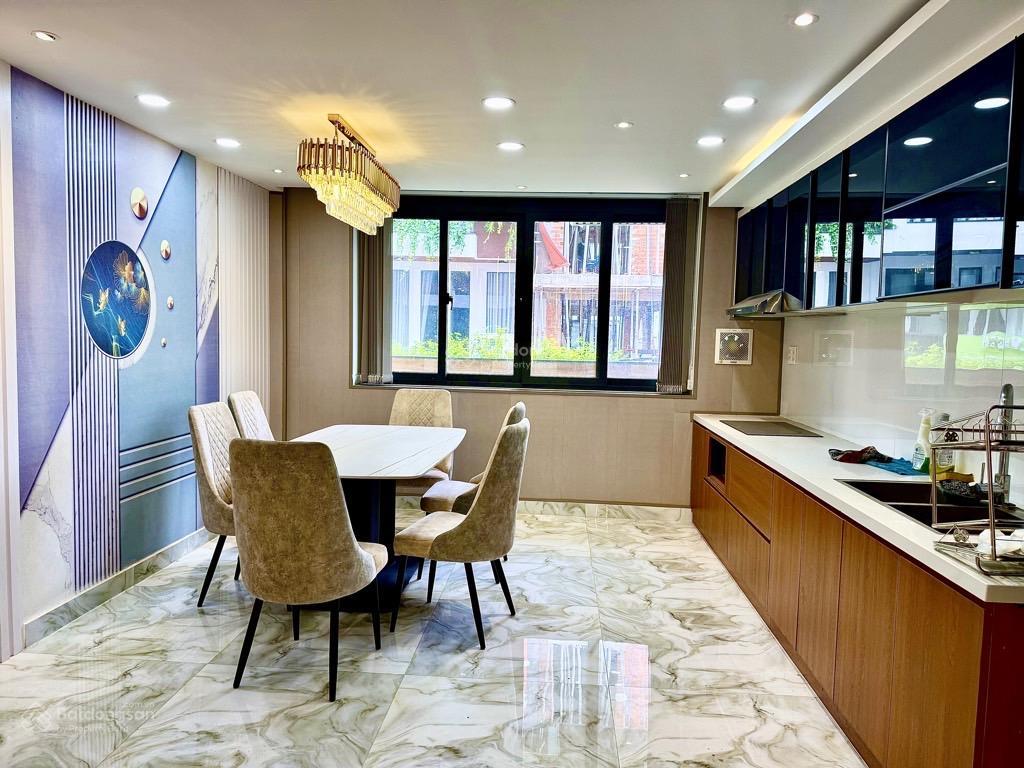 Hiếm chỉ 9 tỷ có nhà đẹp 5 tầng hẻm ô tô 8m khu nổi bật nguyễn tư giản p12 gò vấp