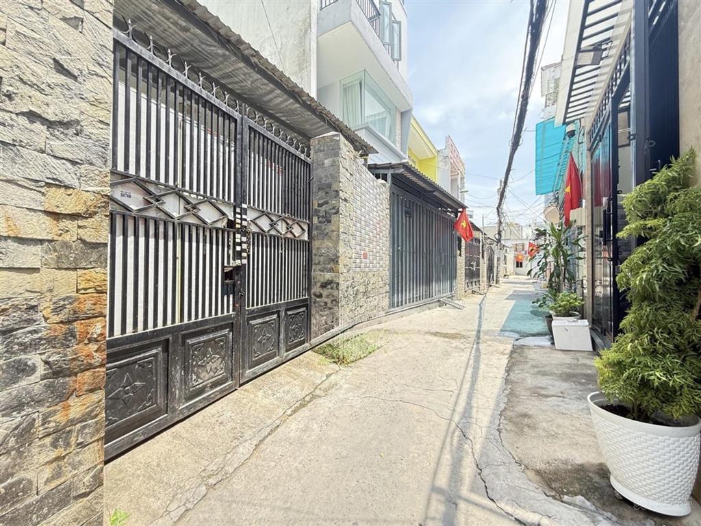 Hiếm. chỉ 6 tỷ còn tl, bán nhà 2t ngang 5,3x 10m hẻm ô tô ngay lottemart nguyễn văn lượng gò vấp