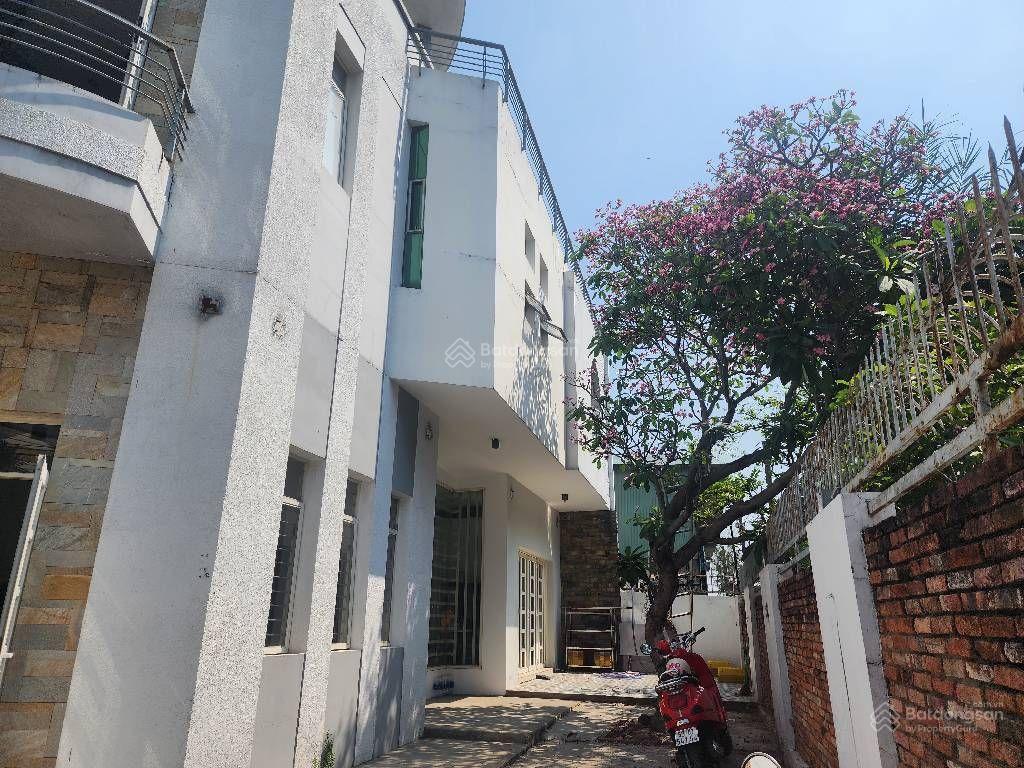 Biệt thự ngang 15x20m hẻm xe tải gần chợ an nhơn, lê đức thọ p. an nhơn giá 36 tỷ tl chính chủ