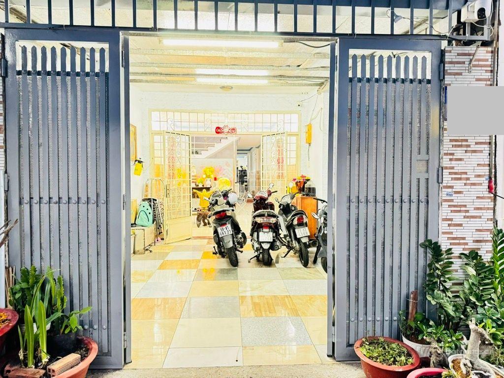 Cực hiếm bán nhà hẻm ô tô thông 122m²  4,1 x 30m dương quảng hàm p. an nhơn tphcm chỉ 13,45 tỷ tl
