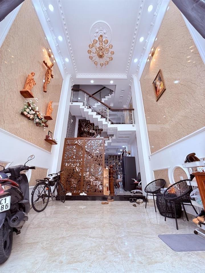 Bán nhà 4 tầng đẹp lung linh hẻm xe hơi sát mặt đường nguyễn văn khối phường 11 gò vấp chỉ 8tỷ9 tl