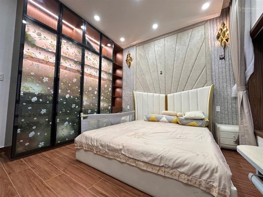Bán nhà 5 tầng đẹp như biệt thự 6x20m hẻm xe tải thông nguyễn văn khối p. thông tây hội 18t còn tl