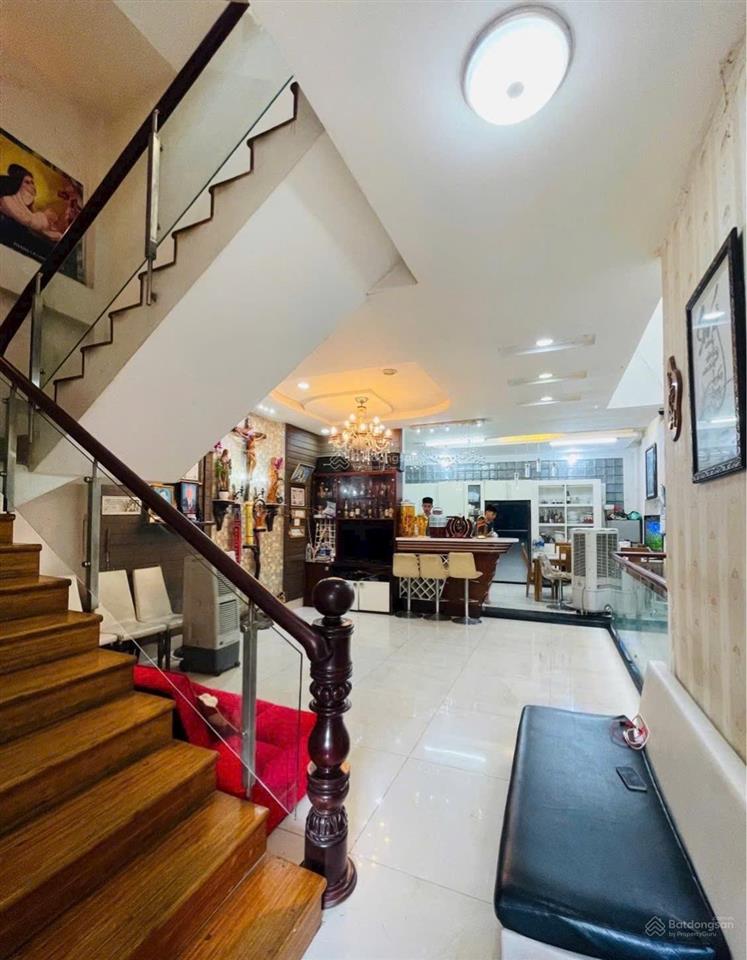 Giảm 2 tỷ chỉ 18 tỷ, nhà đẹp 6,5x19m hẻm xe tải dương quảng hàm p. an nhơn, giá cực tốt còn tl