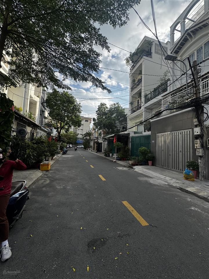 Biệt thự 5tầng mới tinh hẻm thông 10m ngang 8m cực đẹp dương quảng hàm, p.an nhơn nhỉnh 27tỷ tl tôt