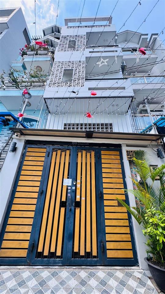 Nhà đẹp 4 tầng rộng 4x18m, vị trí đẹp hẻm ô tô ngay mặt tiền thống nhất phường thông tây hội 9tỷ4