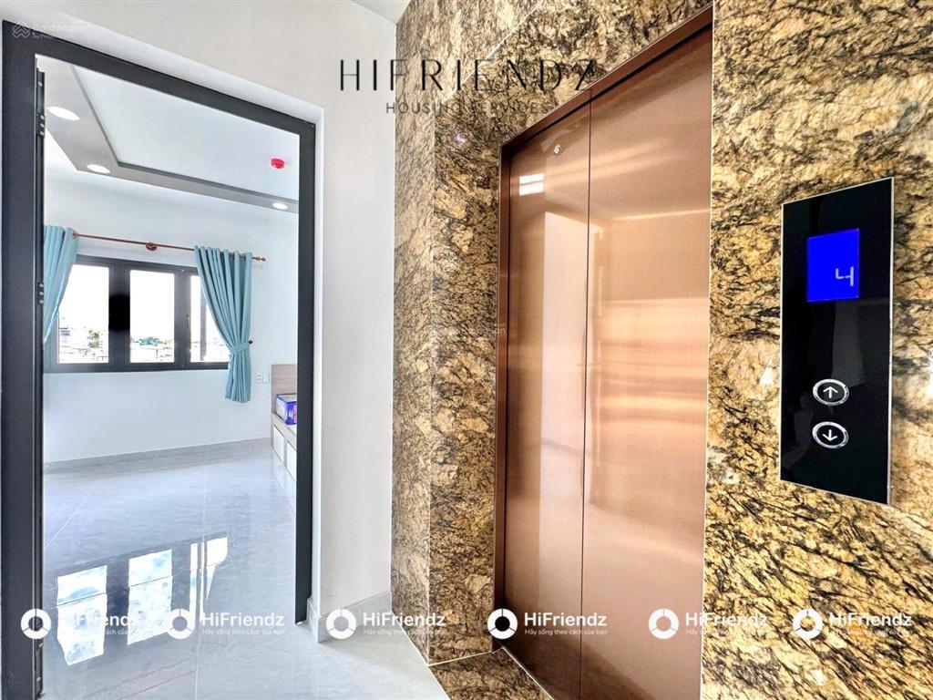 Căn hộ full nội thất ban công tách bếp giá chỉ 6tr/tháng  tòa nhà thang máy