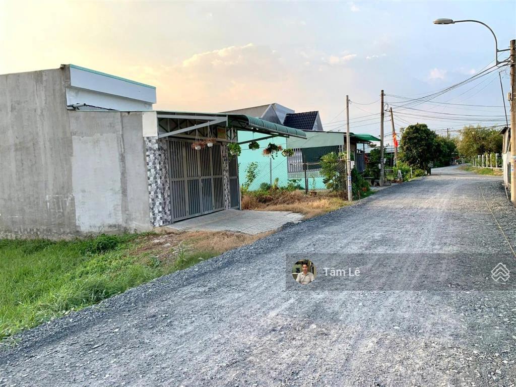 Chính chủ gửi bán 196,6m2 đất có thổ ngay kp suối sâu, an tịnh, trảng bàng. shr, giá chỉ 550tr