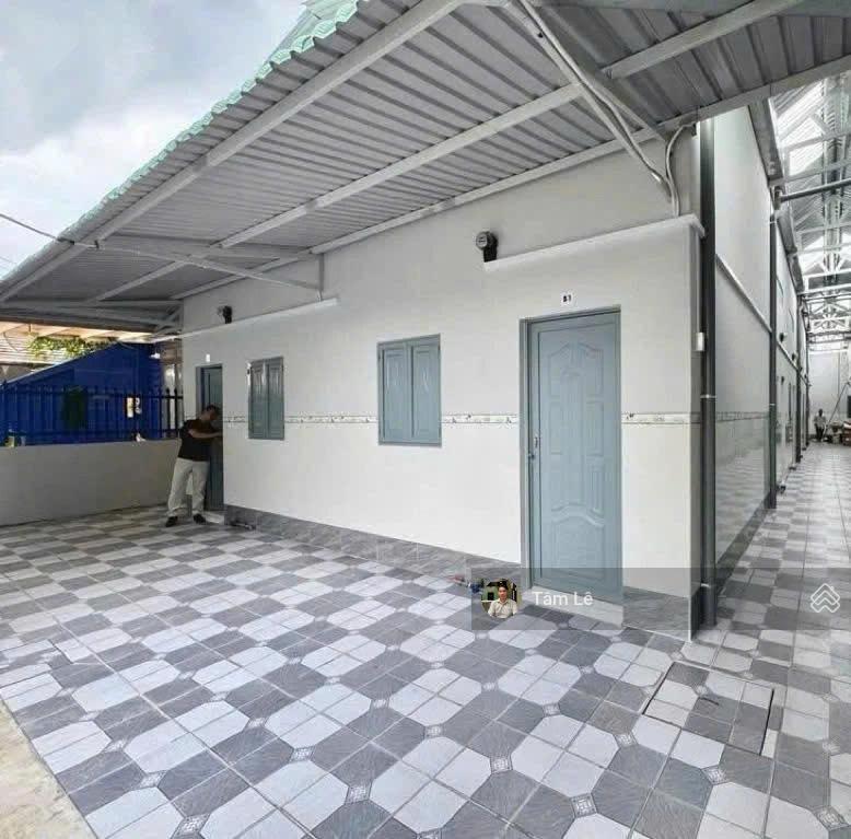 Chính chủ cần bán gấp dãy trọ 6p gần kcn thành thành công 233m2 giá 700 triệu thương lượng. shr