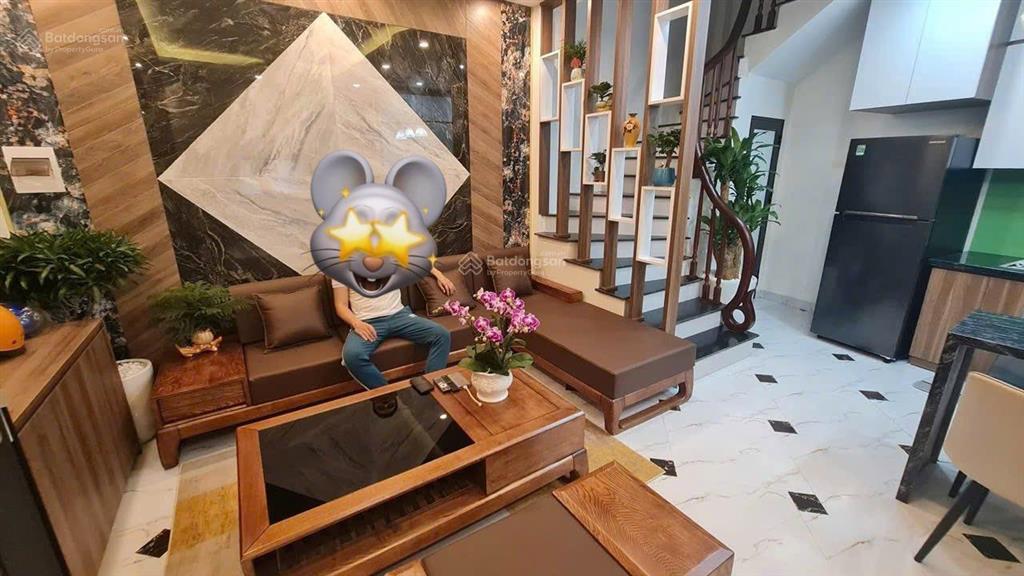 Sát đại hoc công nghiệp  ql 32  đô thị hinode ngõ thông  kinh doanh  ô tô 7 chỗ đỗ cửa