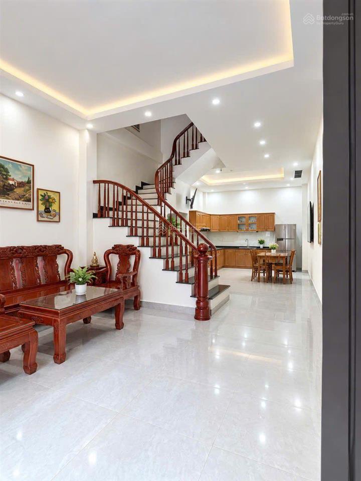 Bán gấp liền kề văn khê 55m  mt 5m phân lô vỉa hè kinh doanh, sổ đỏ chính chủ 13,7 tỷ giá tốt