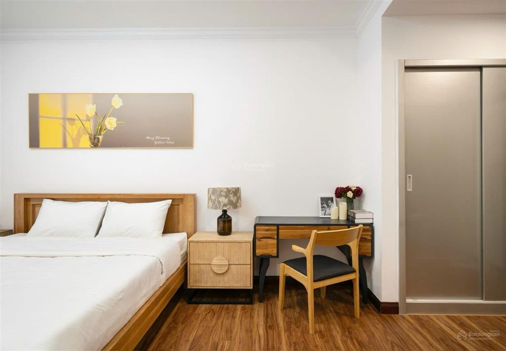 Cho thuê căn góc 3pn cao cấp 181m² có hỗ trợ thuê ngắn ngày,  0889 986 ***