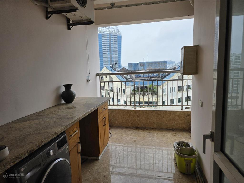 Chính chủ cần bán căn hộ 146 m² 3 phòng ngủ tòa 34t, kđt trung hòa nhân chính