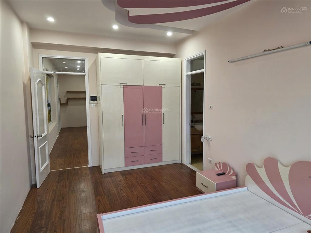 Chính chủ cần bán căn hộ 146 m² 3 phòng ngủ tòa 34t, kđt trung hòa nhân chính