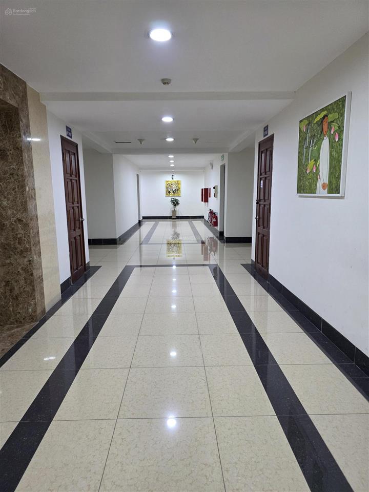 Chính chủ cần bán căn hộ 146 m² 3 phòng ngủ tòa 34t, kđt trung hòa nhân chính