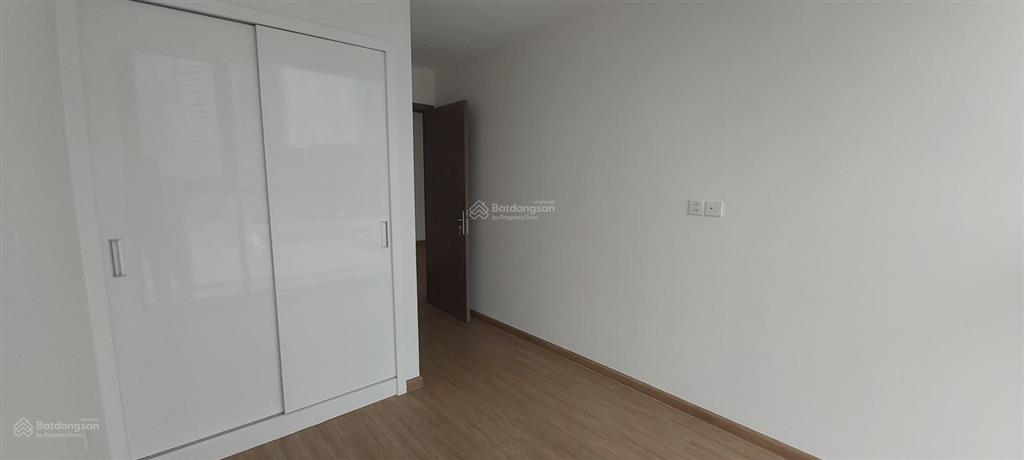 Chính chủ bán căn hộ 1 ngủ 1 khách cao cấp tại chung cư vinhomes skylake phạm hùng