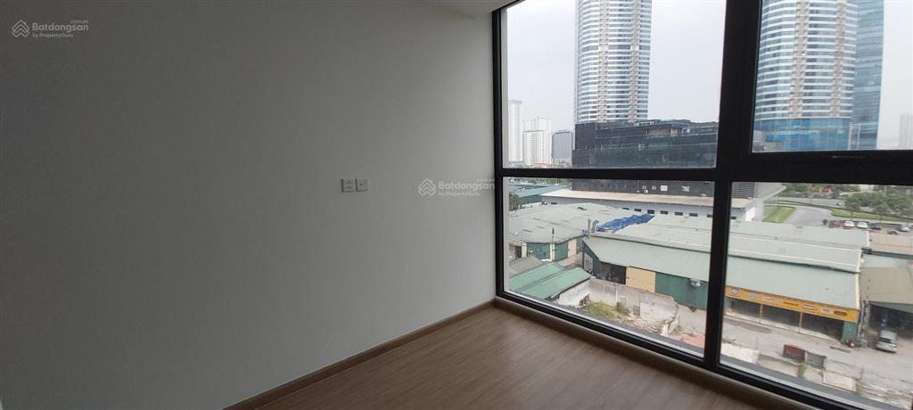 Chính chủ bán căn hộ 1 ngủ 1 khách cao cấp tại chung cư vinhomes skylake phạm hùng