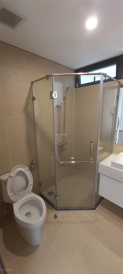Chính chủ bán căn hộ 1 ngủ 1 khách cao cấp tại chung cư vinhomes skylake phạm hùng