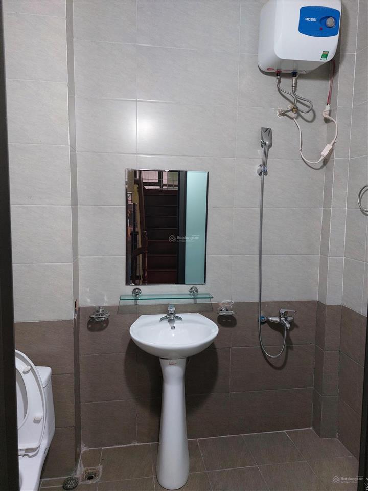 Chính chủ bán nhà 4 tầng, 57m2 tại phố phùng chí kiên, phường nghĩa đô, quận cầu giấy, hà nội