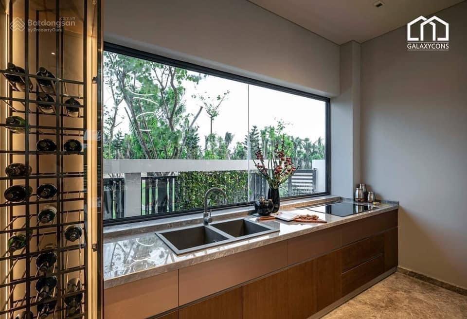 Kẹt tiền bán gấp căn nhà phố cao cấp luxury nine south estates 15 tỷ 140m2 5pn 5wc 0906 126 ***