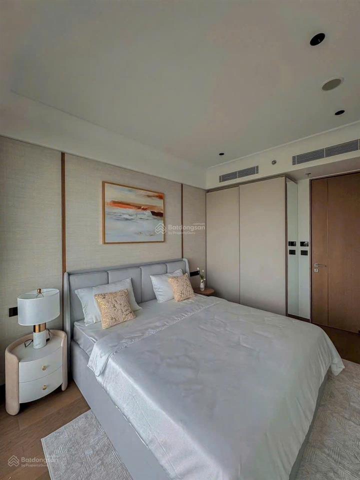 Chính chủ cần bán nhanh căn hộ 3 phòng ngủ grand marina saigon 52,5 tỷ 145m2