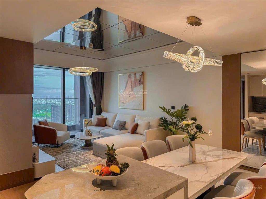 Chính chủ cần bán nhanh căn hộ 3 phòng ngủ grand marina saigon 52,5 tỷ 145m2