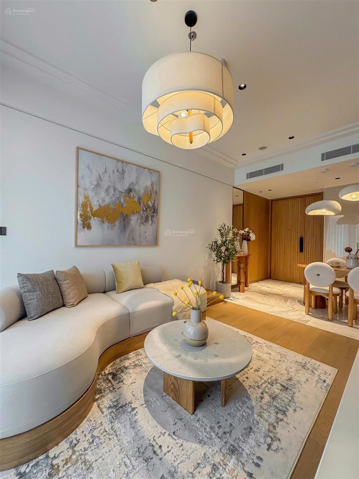 Chính chủ bán nhanh căn hộ cao cấp 50m2 2pn1wc soho residence 100 cô giang quận 1  0906 126 ***