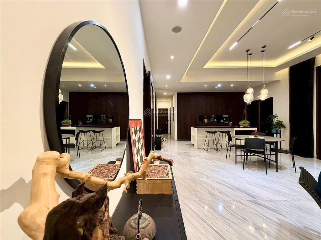 Tôi cần bán gấp căn hộ chính chủ the sculptura phú mỹ hưng 115m2 giá 20 tỷ  0906 126 ***