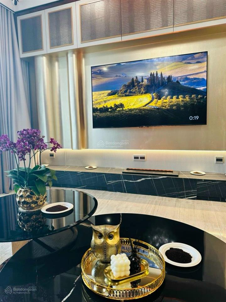 Bán gấp căn hộ cao cấp 2pn 2wc the grand manhattan novaland 100 cô giang quận 1 13 tỷ 0906 126 ***