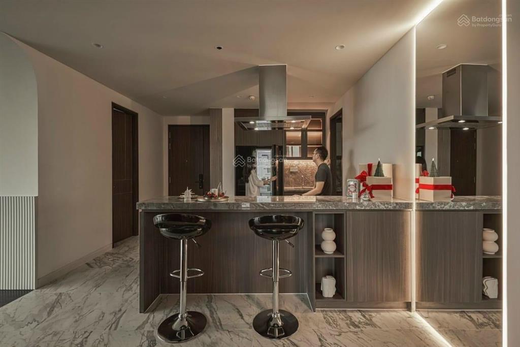Chính chủ cần bán căn 3pn 90m2 căn hộ cao cấp the grand manhattan 100 cô giang 15 tỷ 0906 126 ***