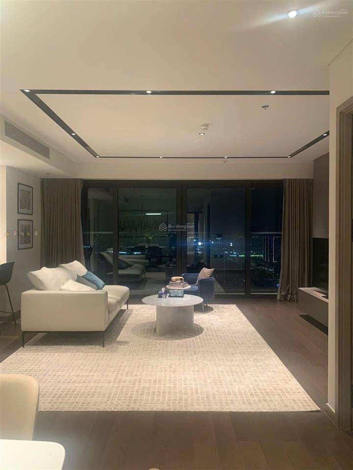 Tôi cần bán nhanh căn hộ hạng sang define 3 ngủ 220m2 giá 34,5 tỷ  chính chủ miễn trung gian
