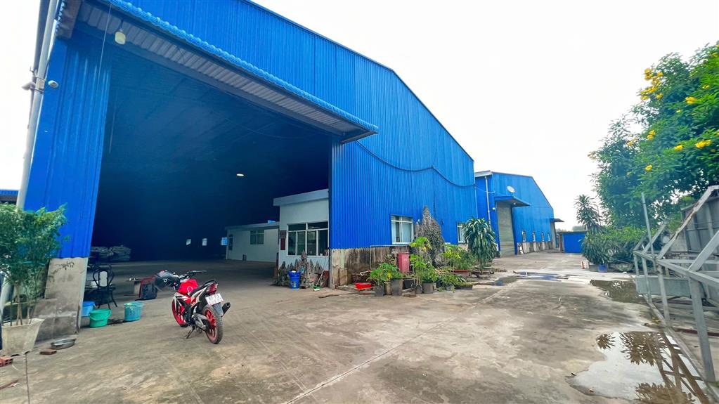 XN362 cho thuê nhà xưởng sản xuất gần nhiều KCN lớn, bàn giao liền, hoạt động SX ngày đêm