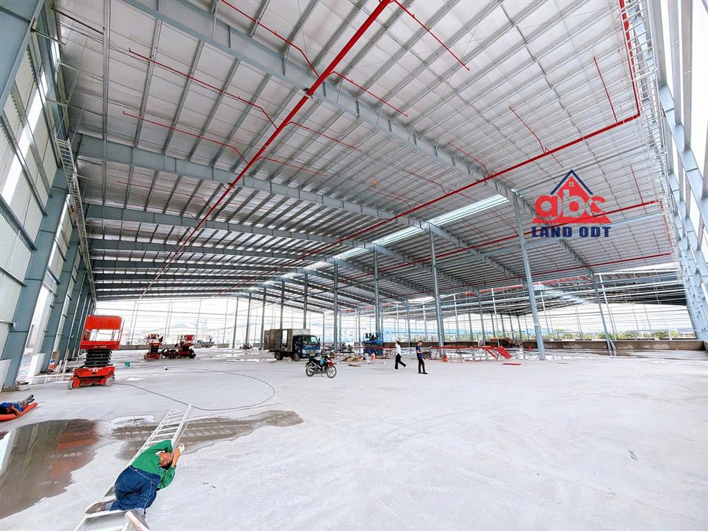 XT111 Nhà Xưởng cho thuê SX CNC, CN phụ trợ, khung thép lớn PC tự động, bàn giao liền