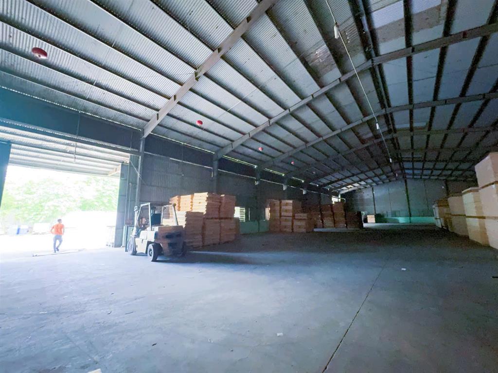 XT183 Nhà xưởng sản xuất, kho chứa lưu hàng, Kho Sẵn phục vụ hoạt động liền. Kiên cố