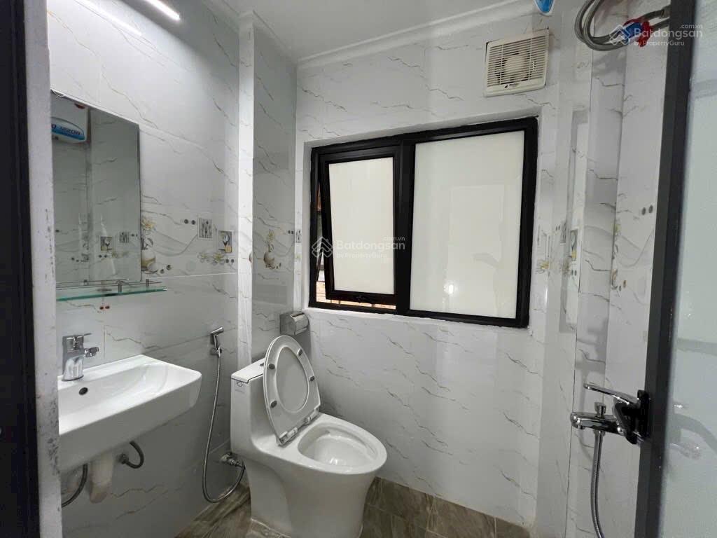 Phố vương thừa vũ lô góc phân lô ô tô vào nhà 4 tầng dân xây vuông đẹp 40m2 13.85 tỷ