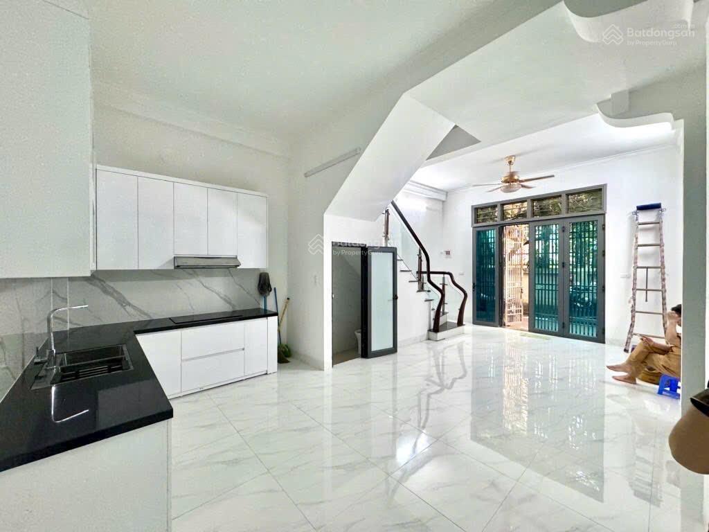 Phố vương thừa vũ lô góc phân lô ô tô vào nhà 4 tầng dân xây vuông đẹp 40m2 13.85 tỷ