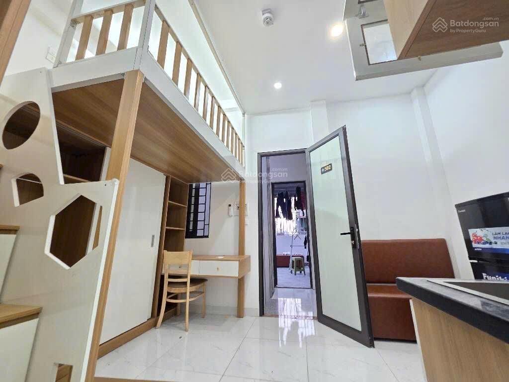 Nhà dòng tiền trung tâm bạch mai minh khai 5 tầng thang máy 7 phòng full đồ 40m2 10.85 tỷ