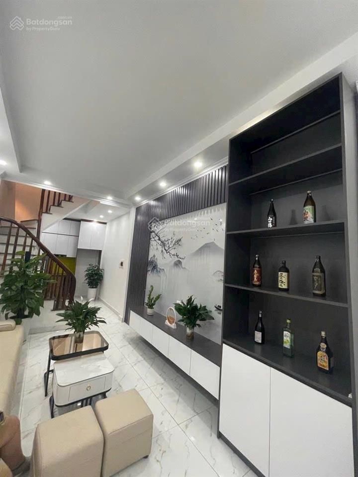 Phố nhân hoà nhà đẹp 5 tầng sẵn ở mặt ngõ rộng 2.5m sát phố 32m2 nhỉnh 8 tỷ
